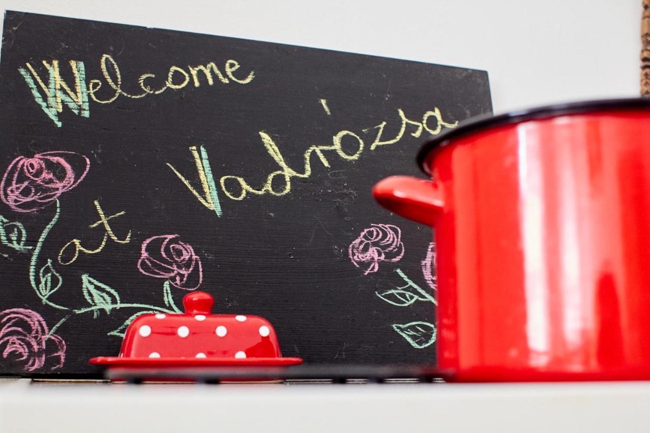 Vadrozsa Vendeghaz Racalmas Guest House Екстериор снимка